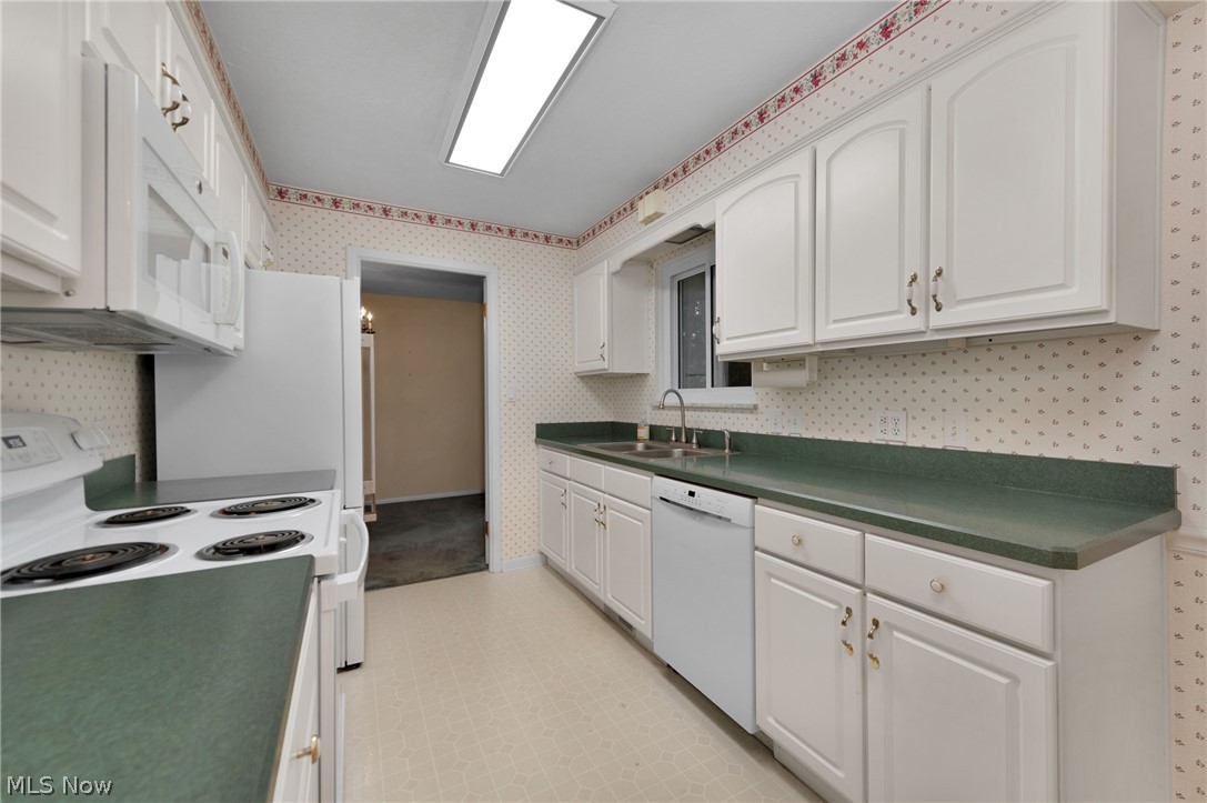 5157 Evergreen Drive North Olmsted OH 44070