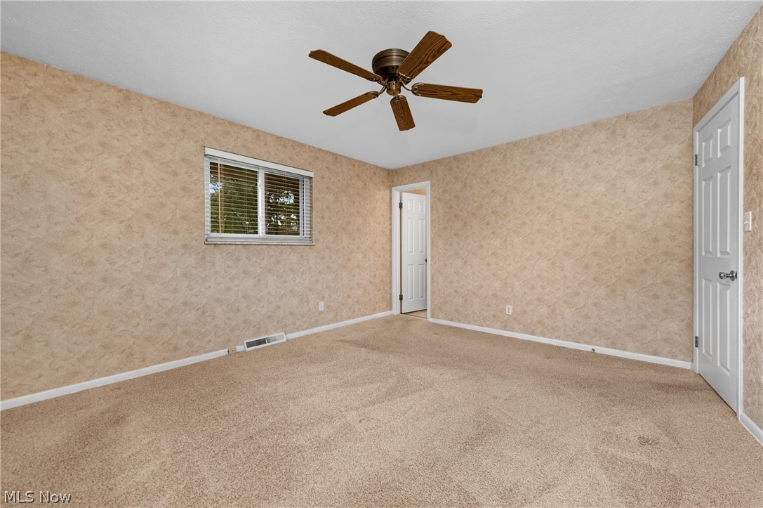 5157 Evergreen Drive North Olmsted OH 44070