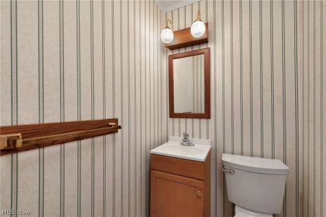 5157 Evergreen Drive North Olmsted OH 44070