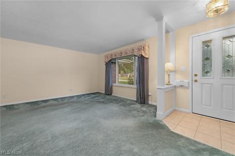 5157 Evergreen Drive North Olmsted OH 44070
