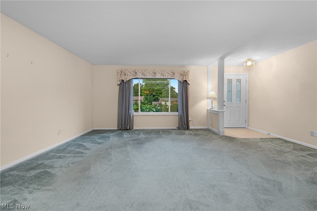 5157 Evergreen Drive North Olmsted OH 44070