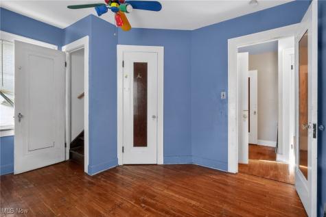 3559 Lloyd Road Cleveland OH 44111