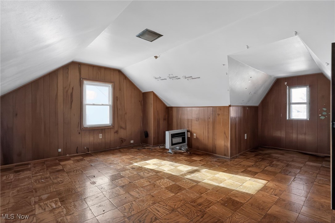 3559 Lloyd Road Cleveland OH 44111