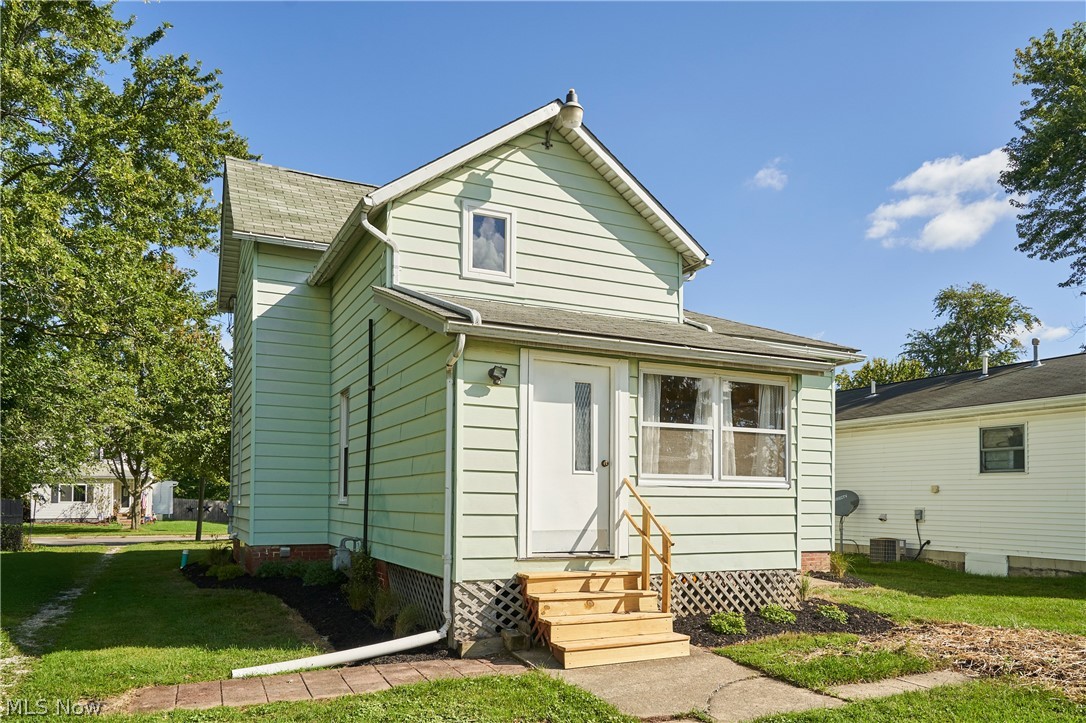 520 W Friendship Street Medina OH 44256