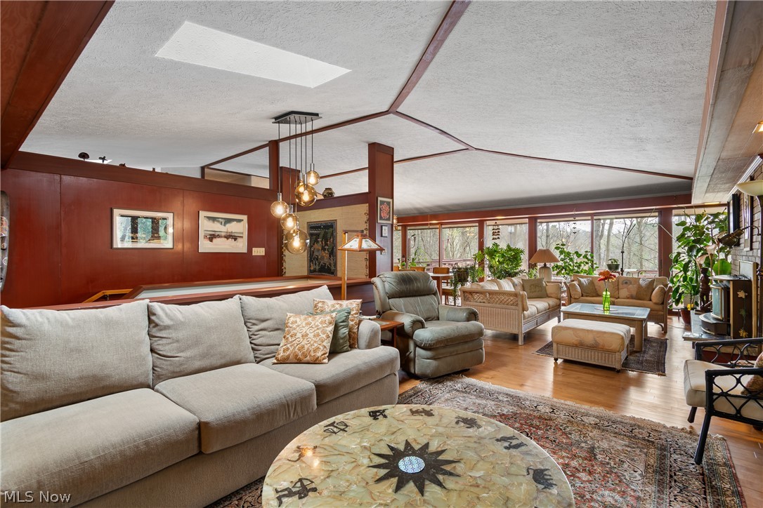 1 Wimpole Street Wooster OH 44691