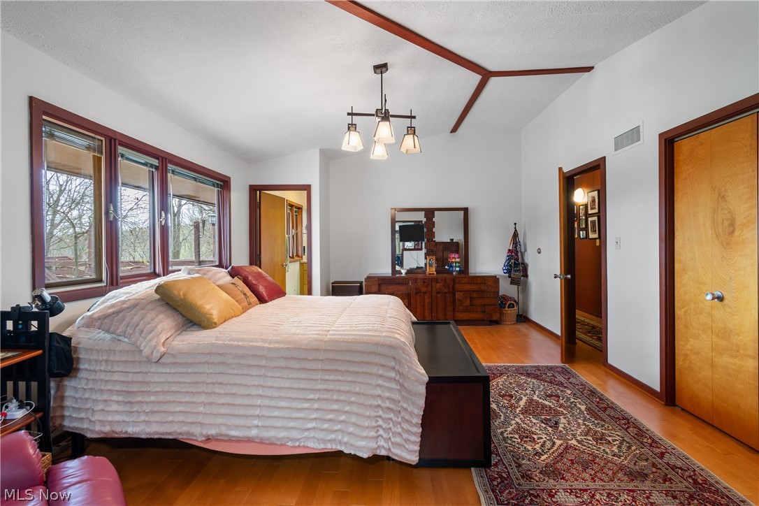 1 Wimpole Street Wooster OH 44691