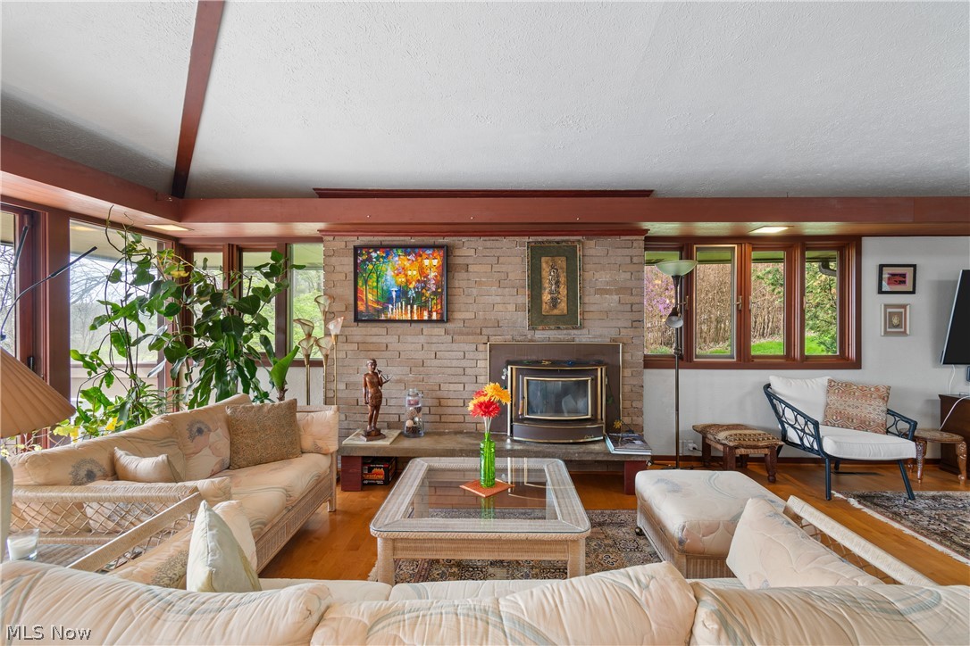 1 Wimpole Street Wooster OH 44691