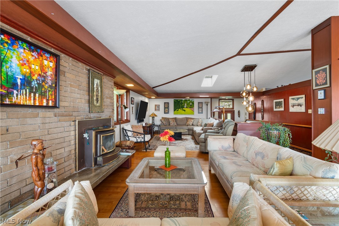 1 Wimpole Street Wooster OH 44691