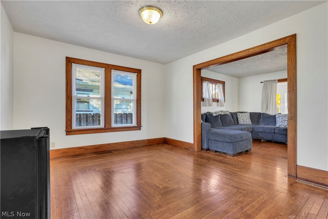 516 Mulvane Street Newcomerstown OH 43832