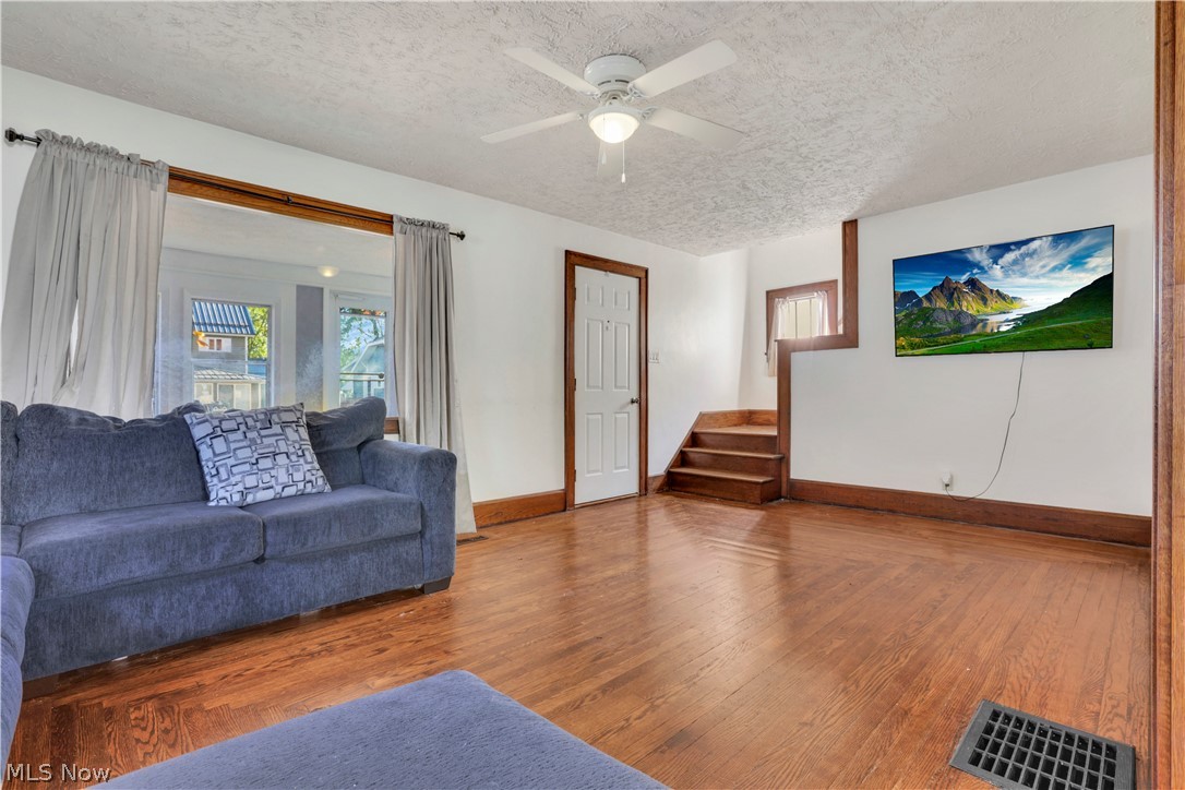 516 Mulvane Street Newcomerstown OH 43832