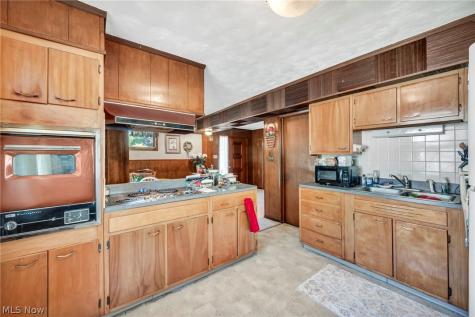 4005 Selnik Road Kent OH 44240