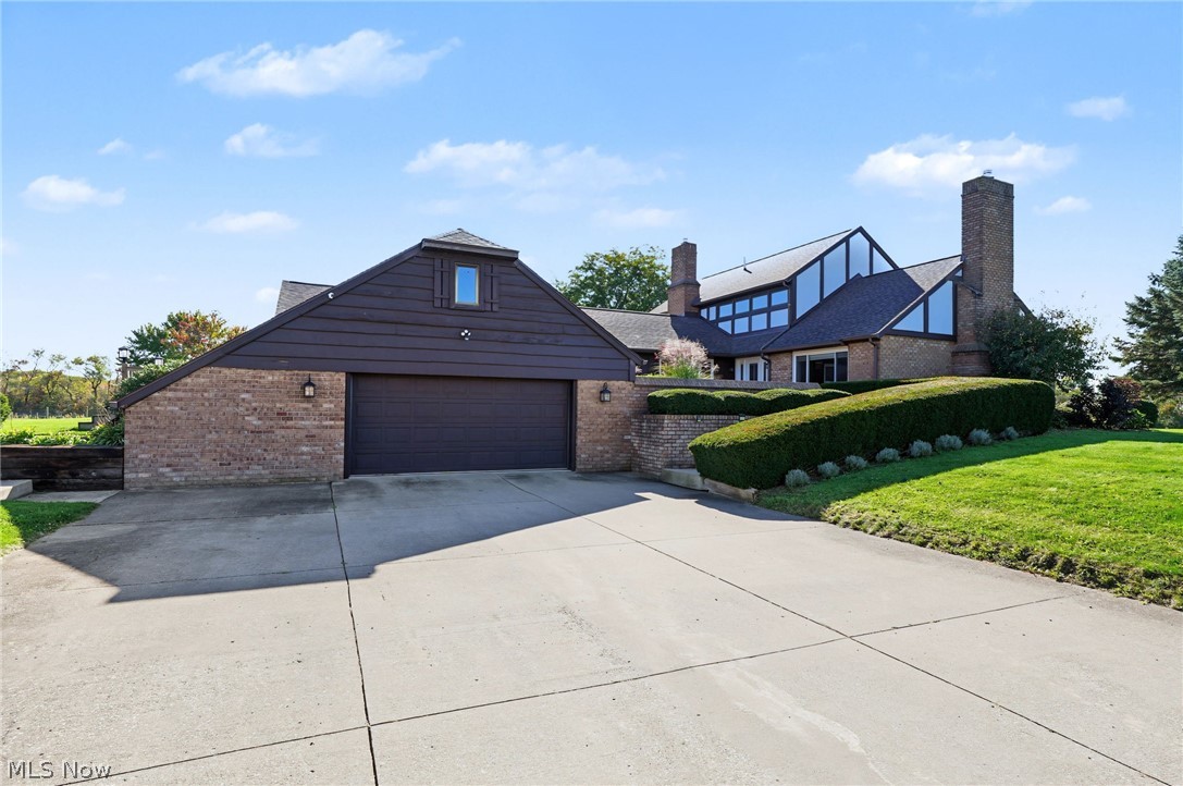 13177 Beaver Springfield Road New Springfield OH 44443