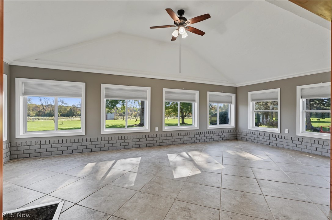 13177 Beaver Springfield Road New Springfield OH 44443