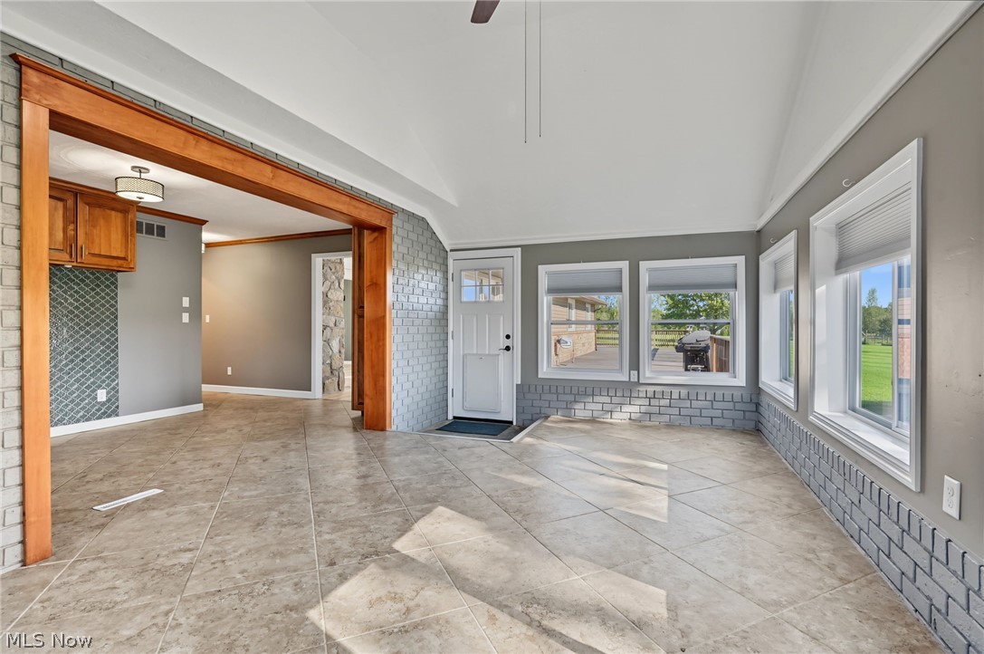 13177 Beaver Springfield Road New Springfield OH 44443