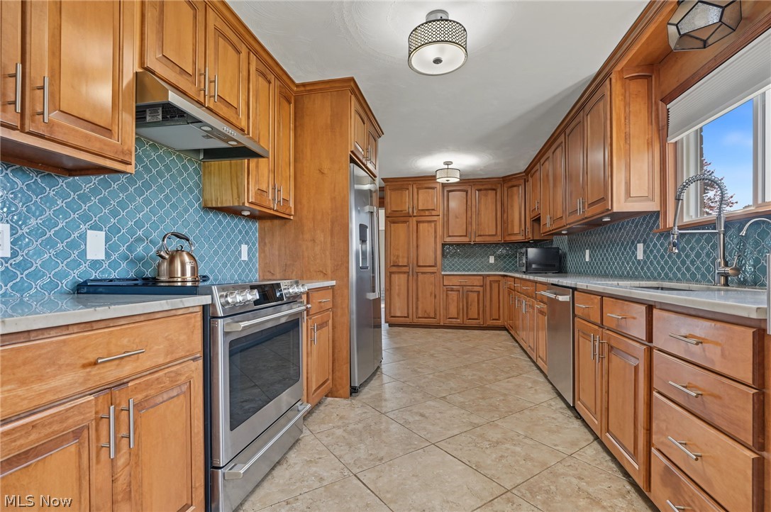 13177 Beaver Springfield Road New Springfield OH 44443