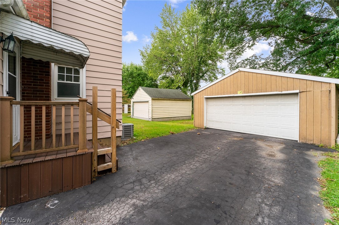 92 Leighton Avenue Boardman OH 44512