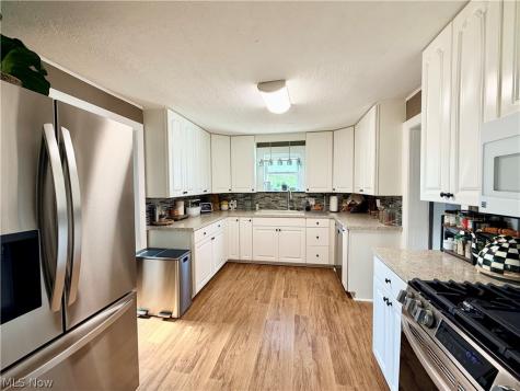 847 Sheffield Avenue NE Massillon OH 44646