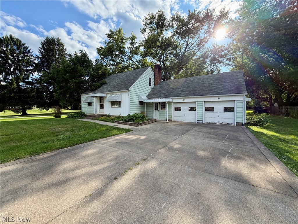 4111 Broadway Avenue NE Louisville OH 44641