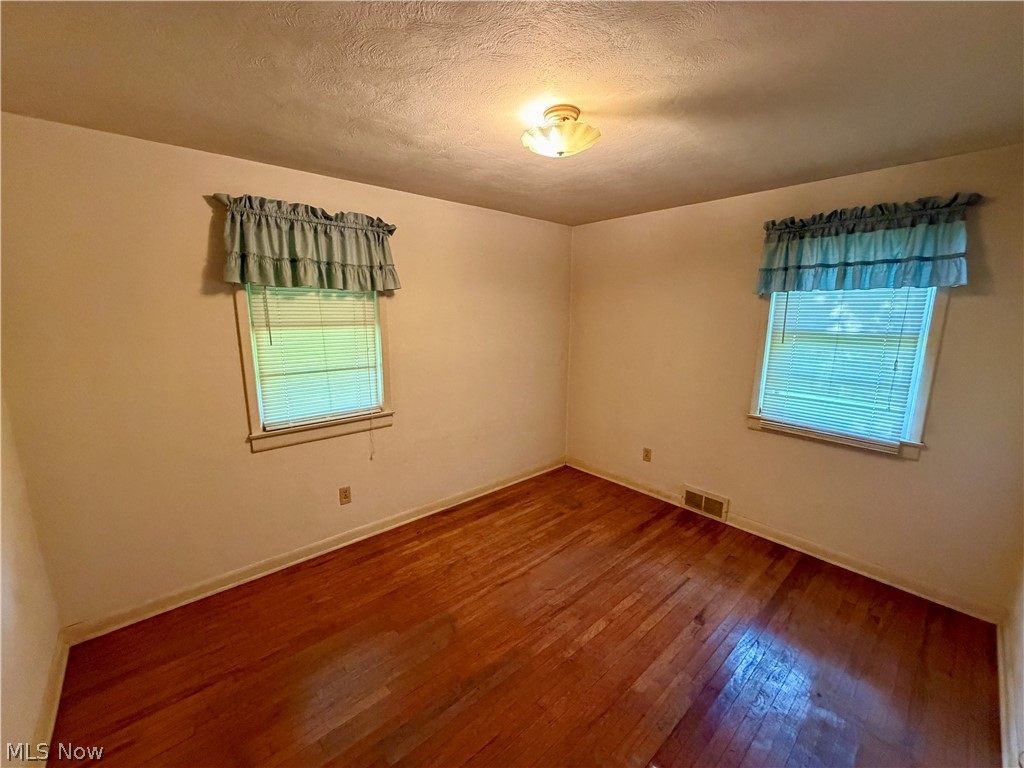 4111 Broadway Avenue NE Louisville OH 44641