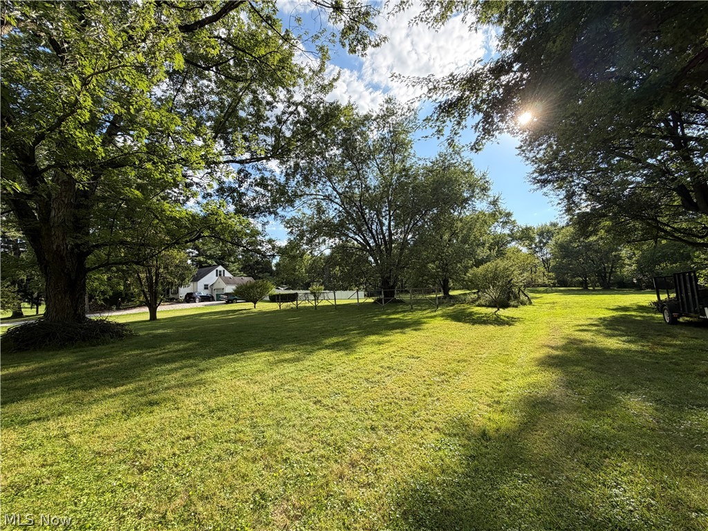 4111 Broadway Avenue NE Louisville OH 44641