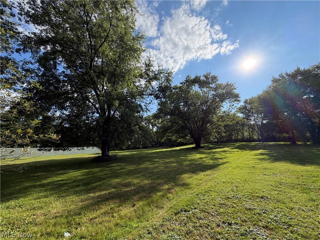 4111 Broadway Avenue NE Louisville OH 44641