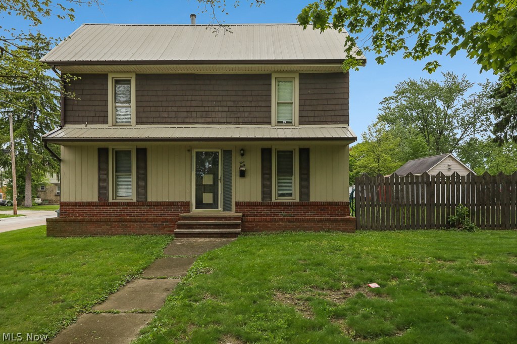 560 N Broadway Street Medina OH 44256