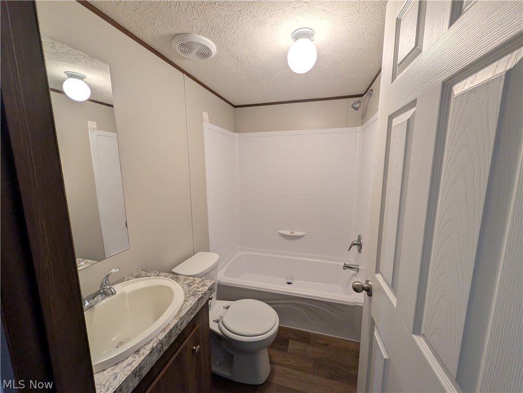 140 Briarcliff Drive Elyria OH 44035