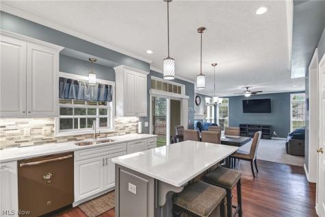 34900 Clear Creek Drive North Ridgeville OH 44039