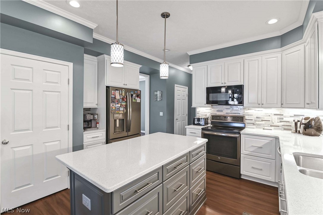 34900 Clear Creek Drive North Ridgeville OH 44039