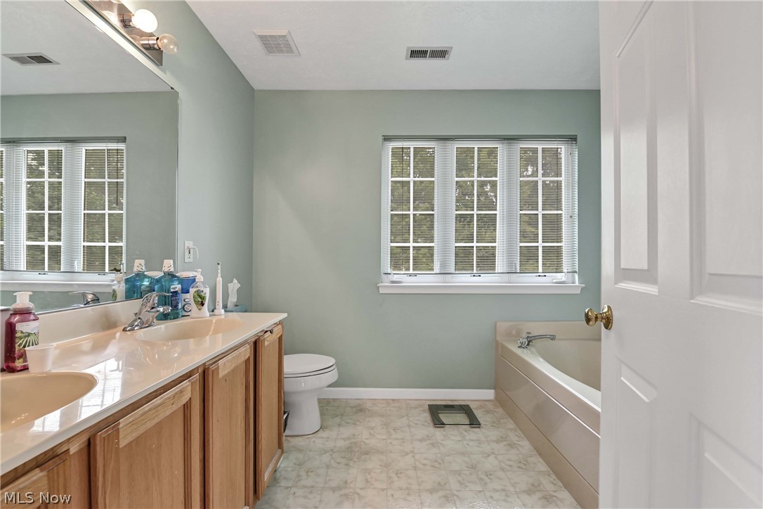34900 Clear Creek Drive North Ridgeville OH 44039