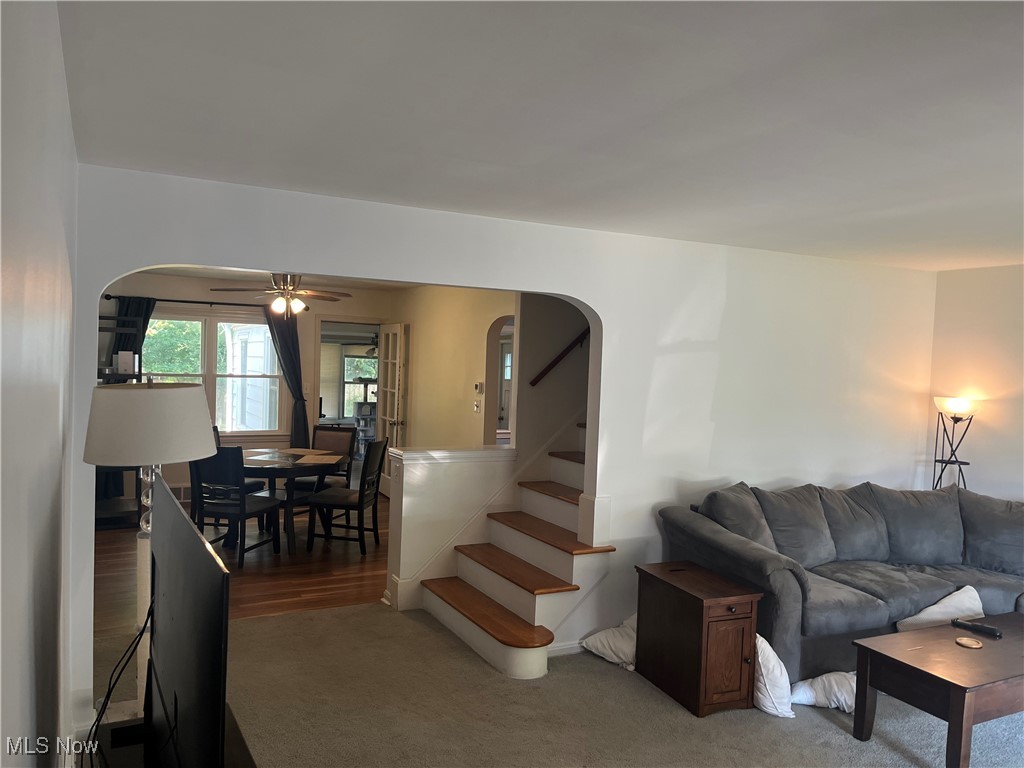 888 Richmond Road Lyndhurst OH 44124