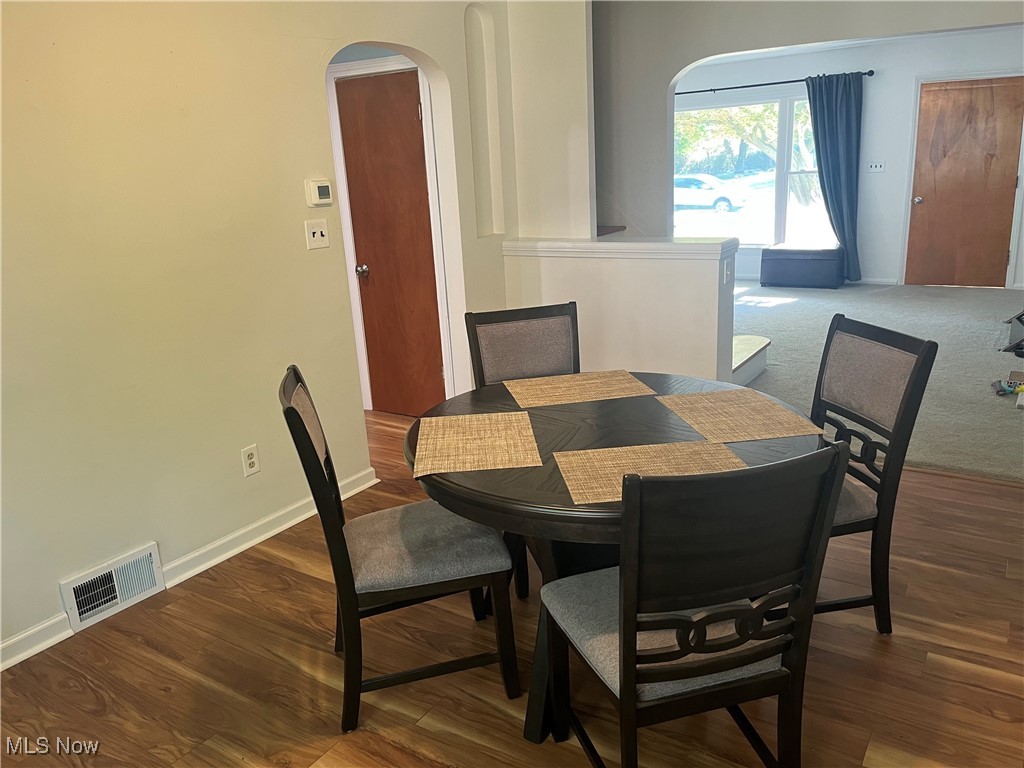 888 Richmond Road Lyndhurst OH 44124