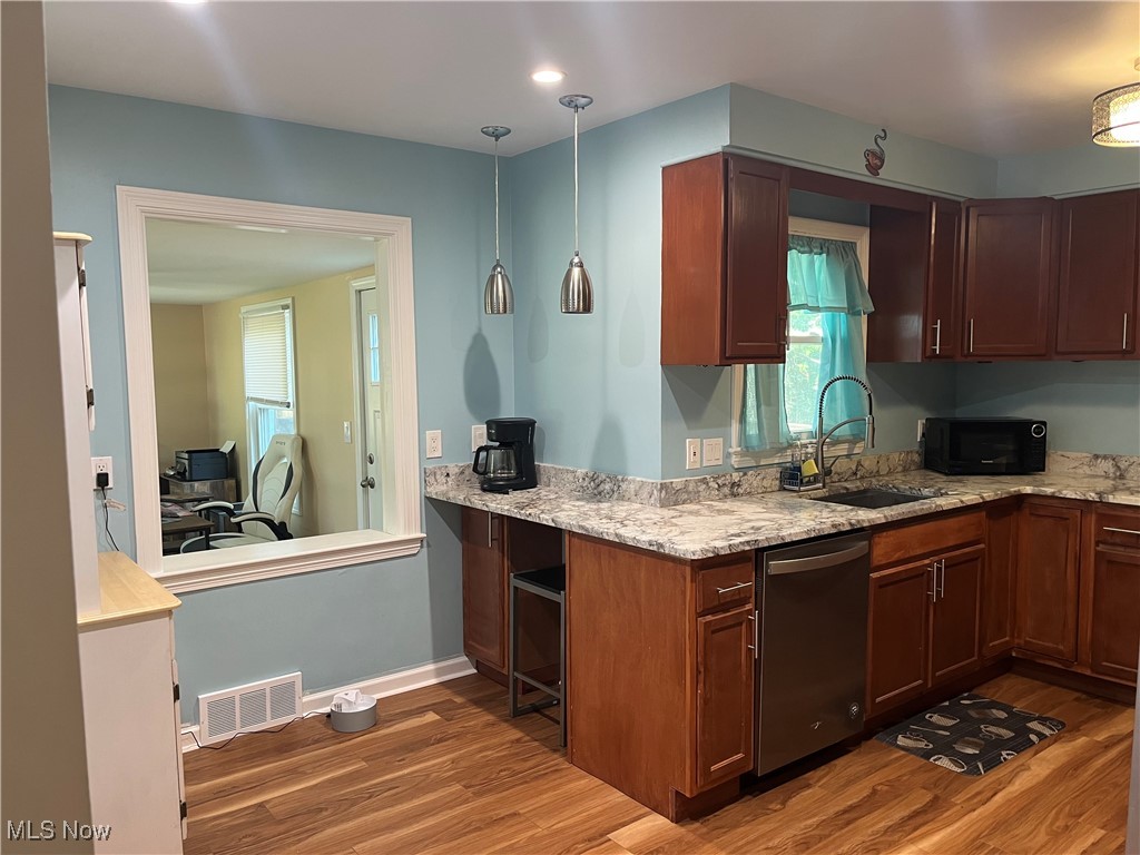 888 Richmond Road Lyndhurst OH 44124