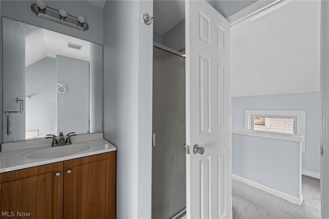 11915 Franklin Boulevard Lakewood OH 44107