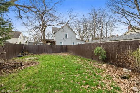 11915 Franklin Boulevard Lakewood OH 44107