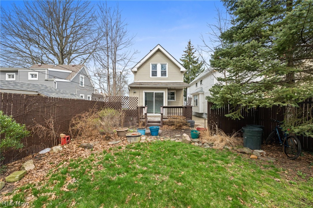 11915 Franklin Boulevard Lakewood OH 44107