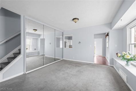 11915 Franklin Boulevard Lakewood OH 44107