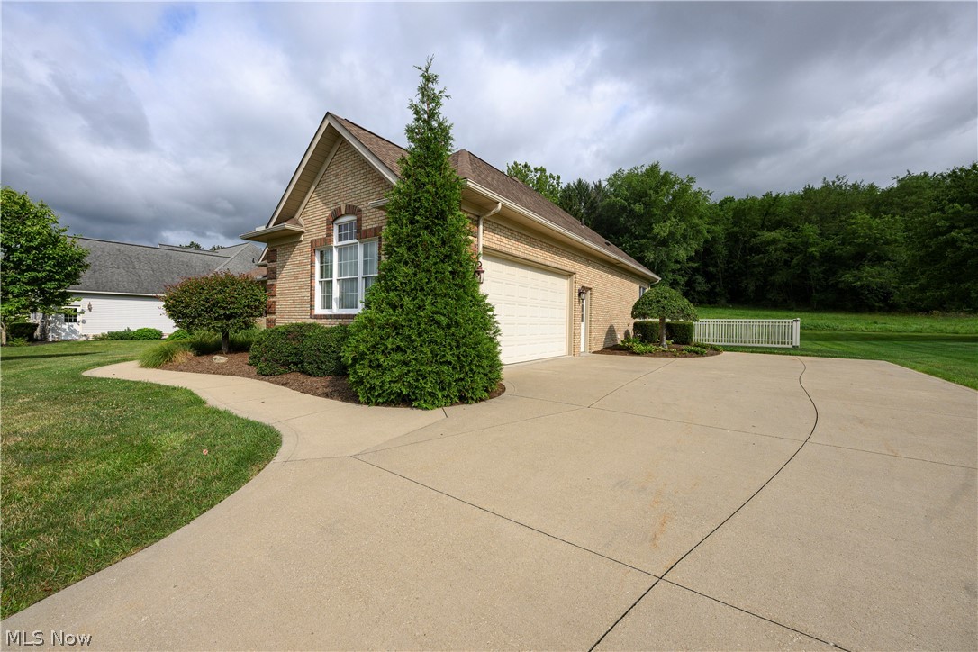 834 Forrest Ridge Drive Dover OH 44622