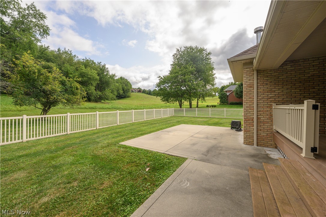 834 Forrest Ridge Drive Dover OH 44622