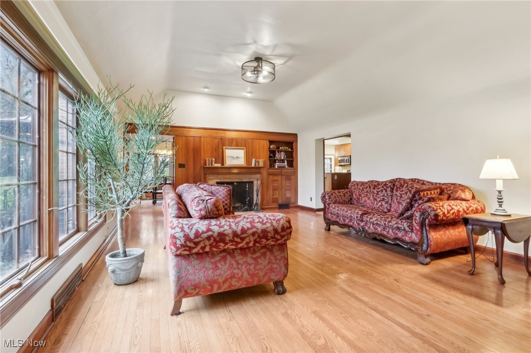 10407 Fitzwater Road Brecksville OH 44141