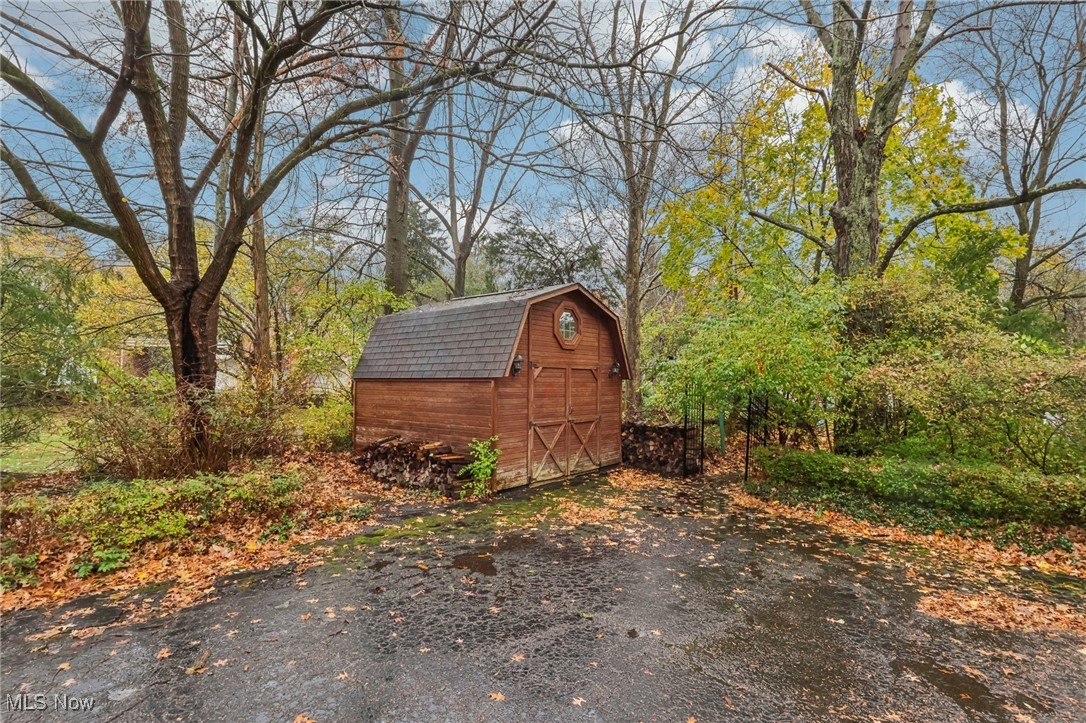 10407 Fitzwater Road Brecksville OH 44141