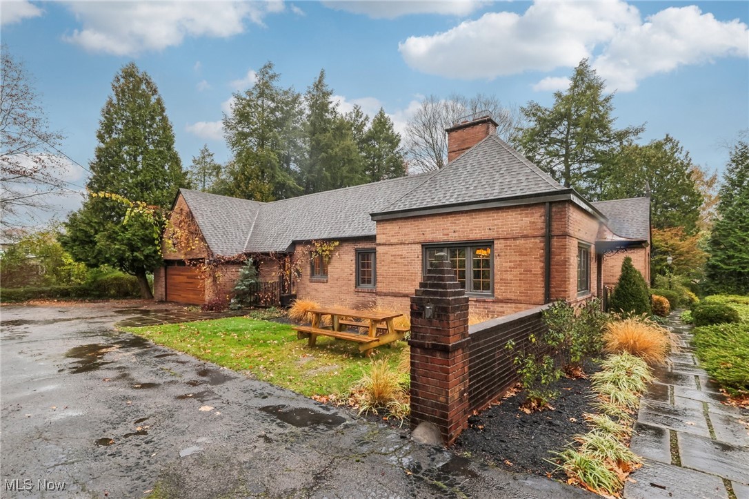 10407 Fitzwater Road Brecksville OH 44141