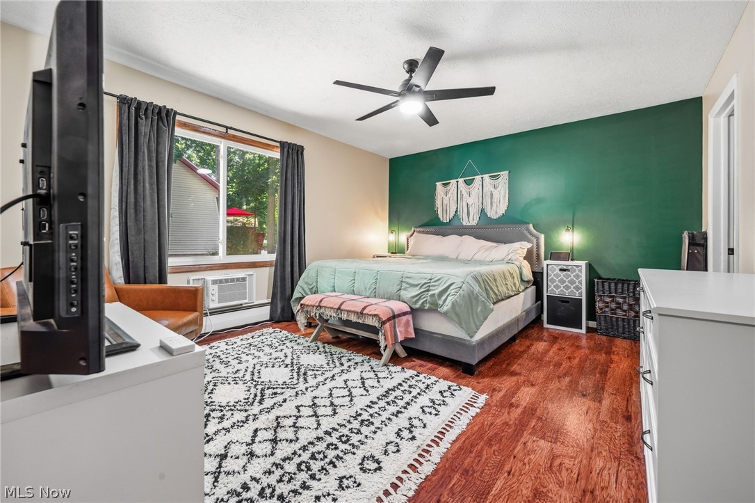 825 Valley Drive Amherst OH 44001