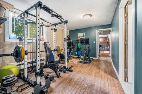 825 Valley Drive Amherst OH 44001