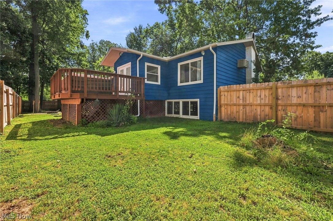 825 Valley Drive Amherst OH 44001