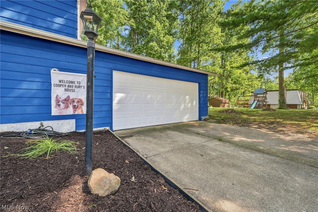 825 Valley Drive Amherst OH 44001
