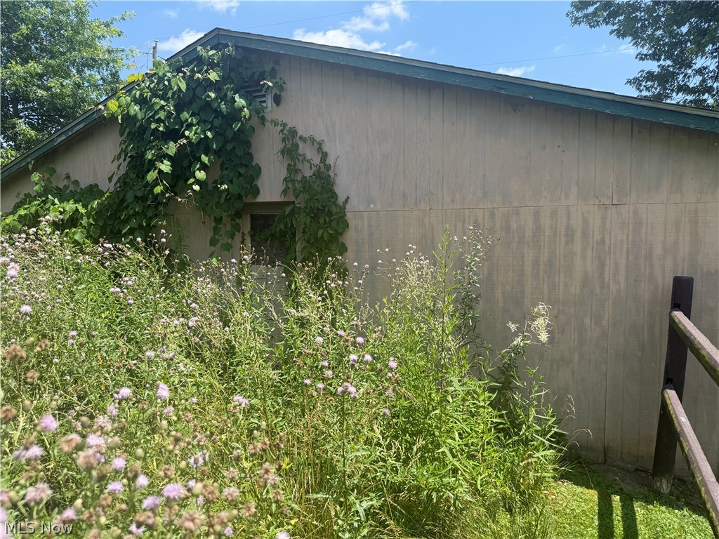 311 Mcconnell Street Uhrichsville OH 44683