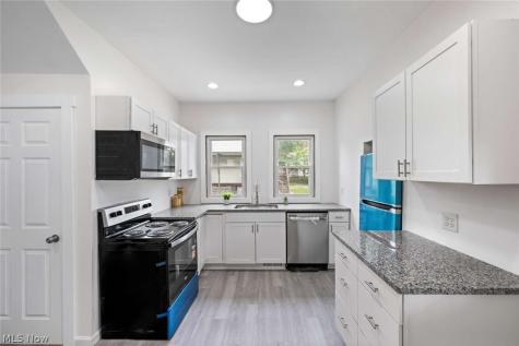 206 Wheeler Street Akron OH 44304