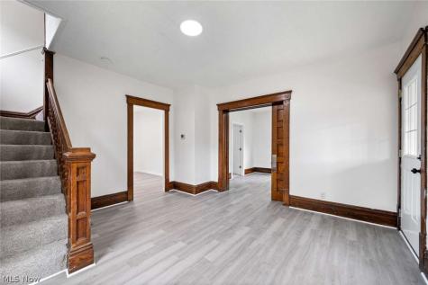 206 Wheeler Street Akron OH 44304