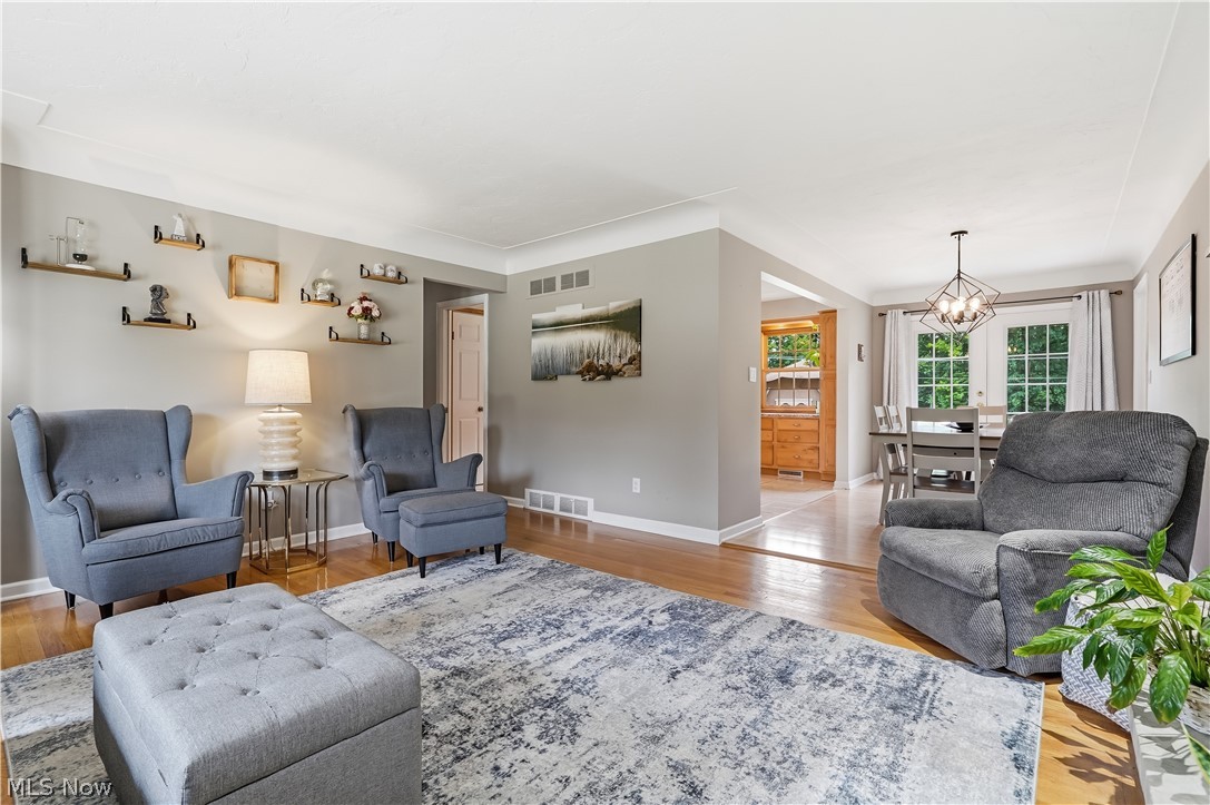 7068 Middlebrook Boulevard Middleburg Heights OH 44130